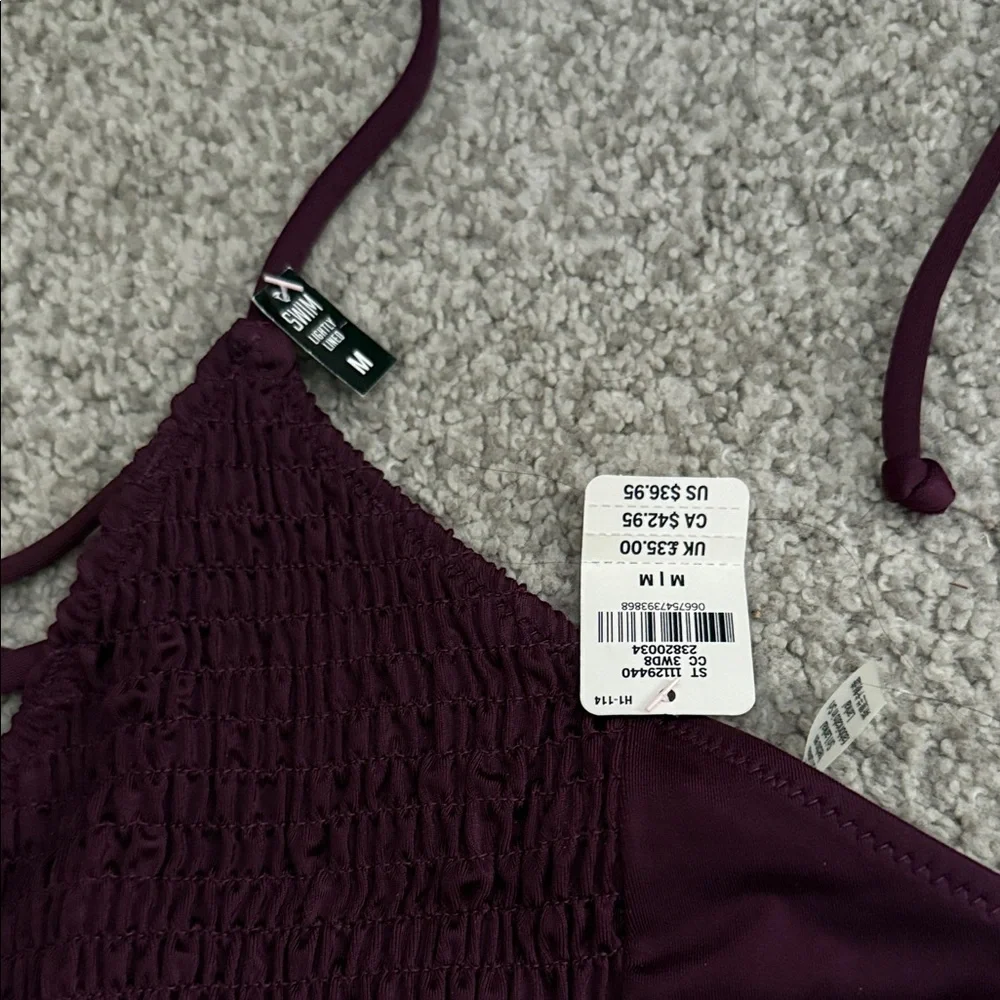 Bikini Top with Crisscross Detail - Picture 2 of 4